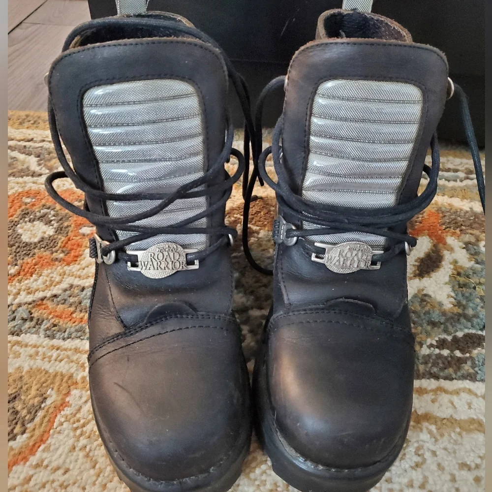 WICKED ROAD WARRIOR Leather Biker Moto Platform Combat Boots 8.5 - Picture 10 of 11